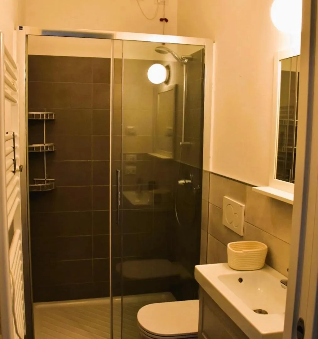 Casa Aida - Holiday Rental Costermano 0*,  Italie